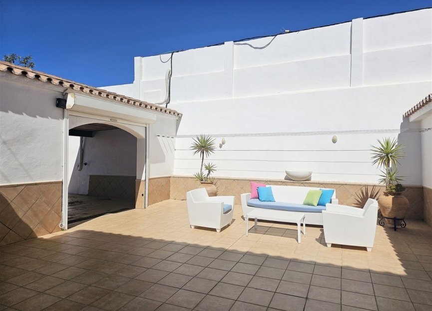 Resale - House - Detached Villa - Mijas - El Chaparral