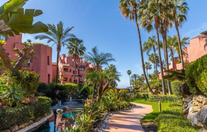 Resale - Apartment - Middle Floor Apartment - Estepona - New Golden Mile