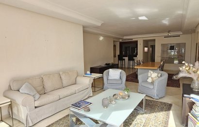 Resale - Apartment - Ground Floor Apartment - Estepona - Estepona Centro