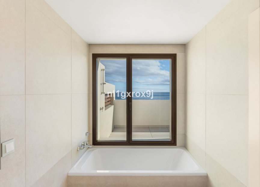 Reventa - Apartment - Penthouse Duplex - Estepona - Estepona Centro