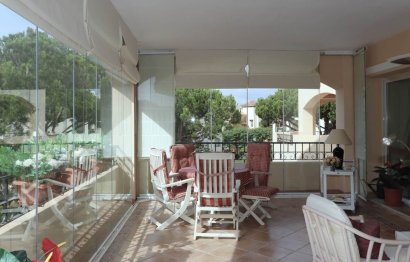 Resale - Apartment - Middle Floor Apartment - Marbella - Elviria