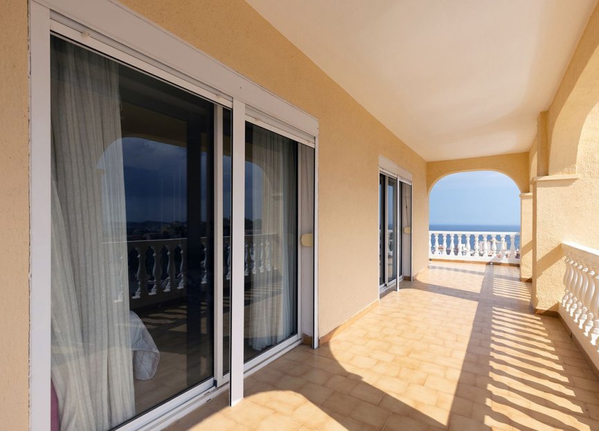 Resale - House - Detached Villa - Fuengirola - Fuengirola Centro