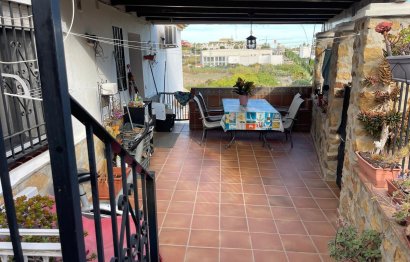 Resale - House - Detached Villa - Estepona - Cancelada