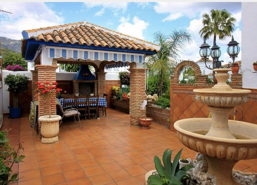 Resale - House - Detached Villa - Marbella - Marbella Centro