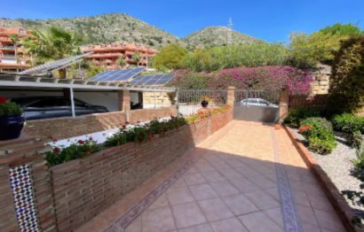 Reventa - House - Detached Villa - Benalmádena - Benalmadena Centro