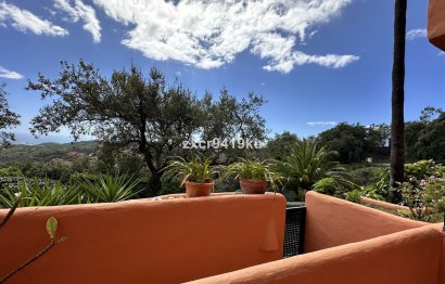 Resale - Apartment - Ground Floor Apartment - Marbella - La Mairena