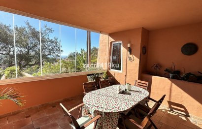 Resale - Apartment - Ground Floor Apartment - Marbella - La Mairena