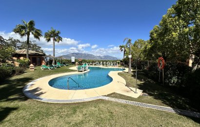 Resale - Apartment - Ground Floor Apartment - Marbella - La Mairena