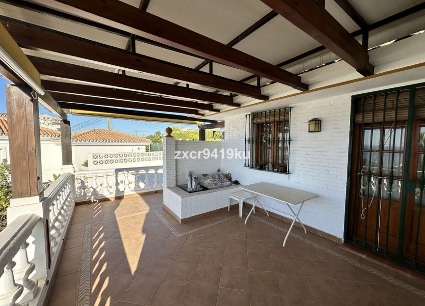 Resale - House - Detached Villa - Benalmádena - La Capellania