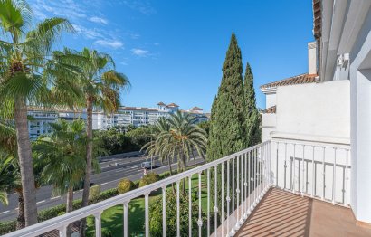 Reventa - House - Semi-Detached House - Marbella - Puerto Banús