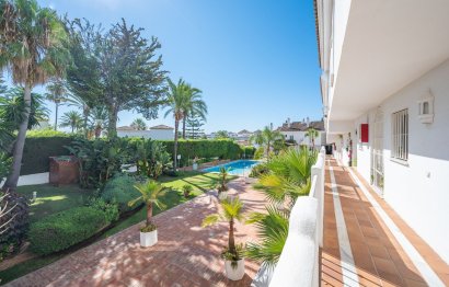 Reventa - House - Semi-Detached House - Marbella - Puerto Banús