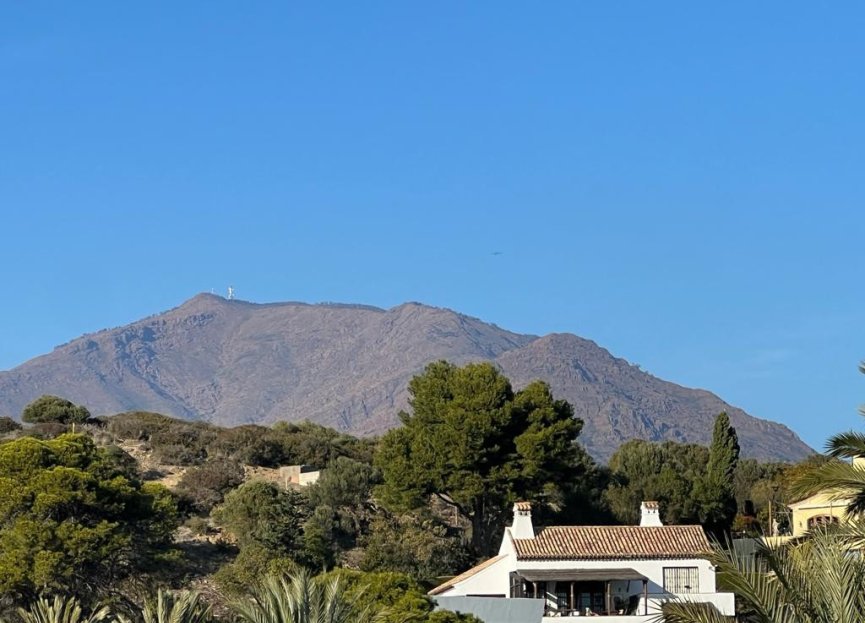 Reventa - House - Detached Villa - Estepona - Estepona Centro