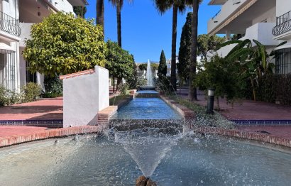 Resale - Apartment - Middle Floor Apartment - Estepona - Estepona Centro