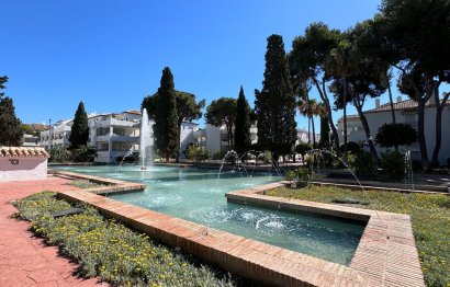 Resale - Apartment - Middle Floor Apartment - Estepona - Estepona Centro