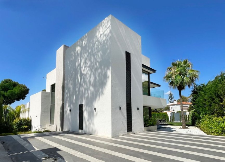 Resale - House - Detached Villa - Marbella - The Golden Mile