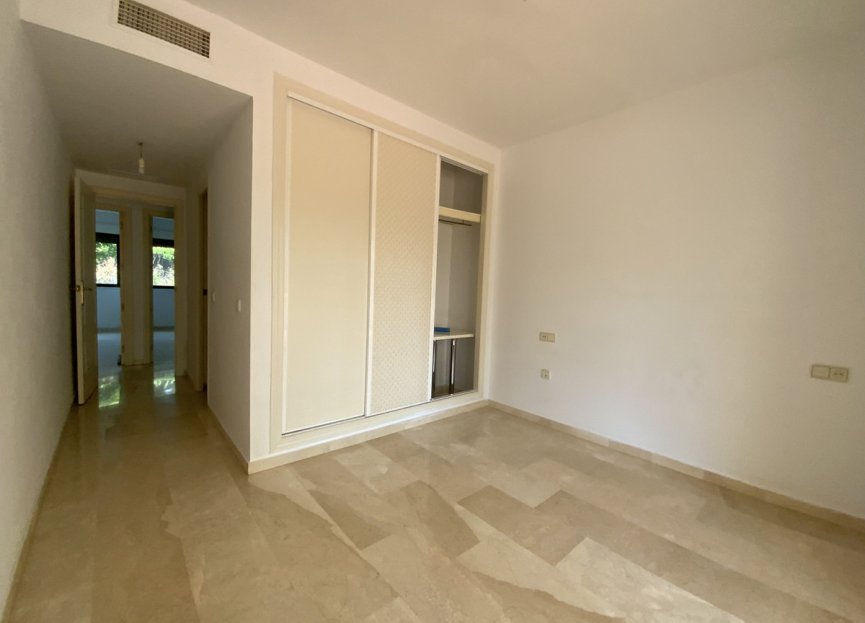 Resale - Apartment - Ground Floor Apartment - Estepona - Costalita