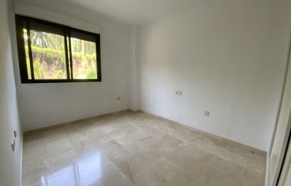 Resale - Apartment - Ground Floor Apartment - Estepona - Costalita