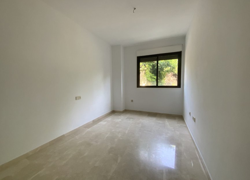 Resale - Apartment - Ground Floor Apartment - Estepona - Costalita