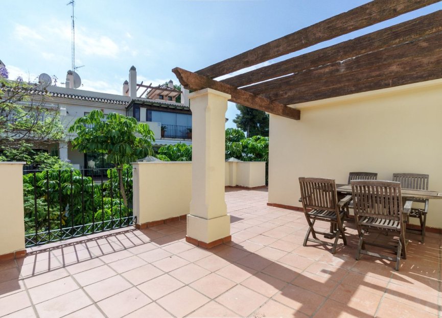 Resale - House - Townhouse - Marbella - Nueva Andalucia