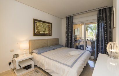 Resale - Apartment - Ground Floor Apartment - Marbella - Nueva Andalucia