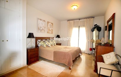 Resale - Apartment - Ground Floor Apartment - Manilva - La Duquesa