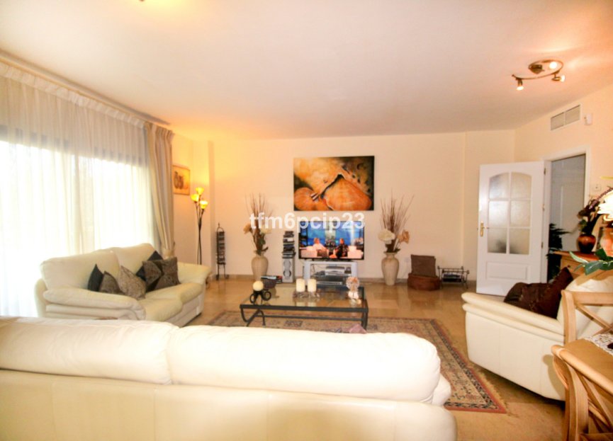 Resale - Apartment - Ground Floor Apartment - Manilva - La Duquesa