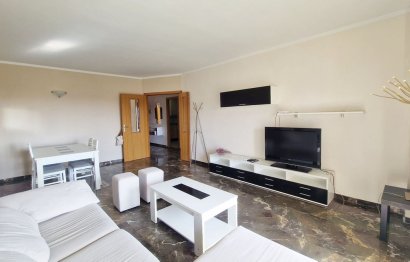 Resale - Apartment - Middle Floor Apartment - Fuengirola - Carvajal