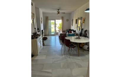 Resale - Apartment - Ground Floor Apartment - Marbella - Aloha