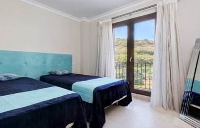 Resale - Apartment - Middle Floor Apartment - Casares - Casares Centro