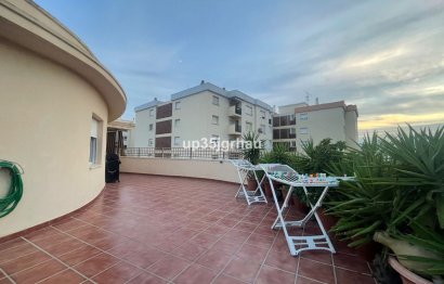 Resale - Apartment - Penthouse - Estepona - Estepona Centro