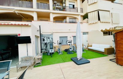 Resale - Apartment - Middle Floor Apartment - Estepona - Estepona Centro