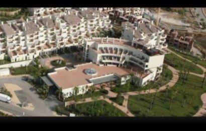 Resale - Apartment - Middle Floor Apartment - Estepona - Estepona Centro