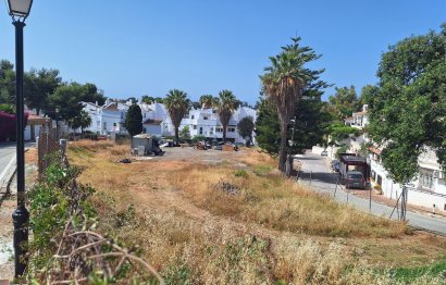 Reventa - Plot - Residential Plot - Marbella - Elviria