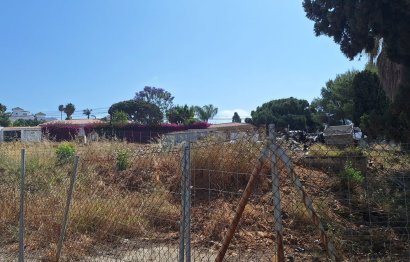 Reventa - Plot - Residential Plot - Marbella - Elviria