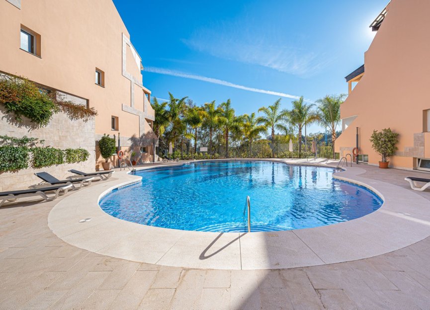 Resale - Apartment - Ground Floor Apartment - Marbella - Nueva Andalucia