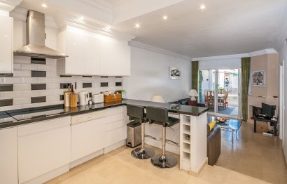 Resale - Apartment - Ground Floor Apartment - Marbella - Marbesa