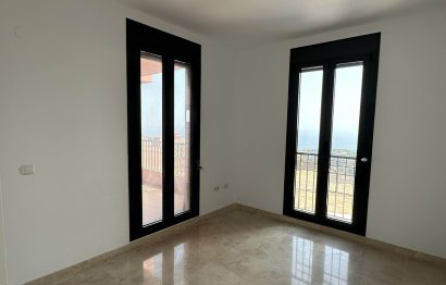 Resale - Apartment - Ground Floor Apartment - Mijas - Calahonda