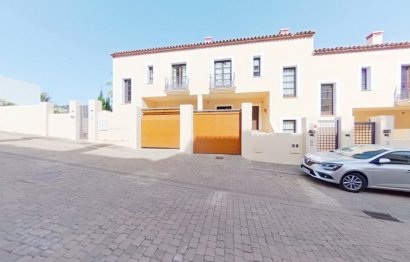 Resale - House - Townhouse - Benahavís - Benahavís Centro