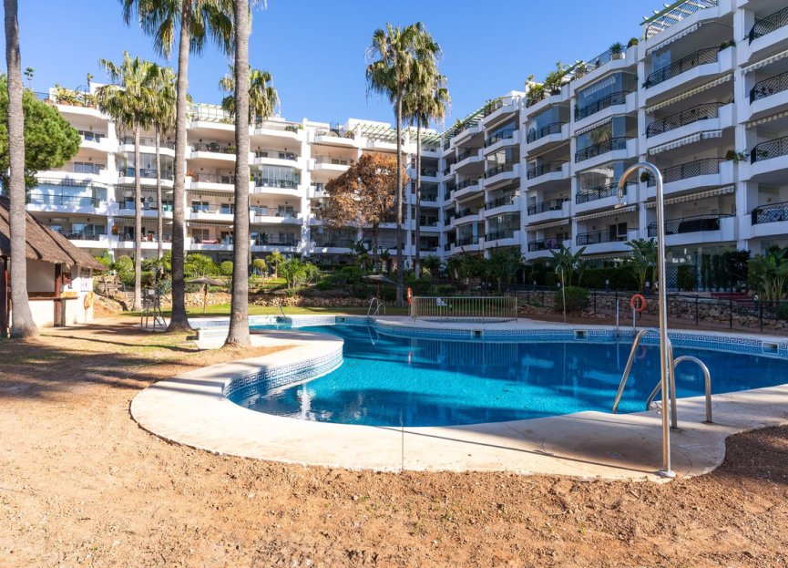 Resale - Apartment - Middle Floor Apartment - Mijas - Calahonda