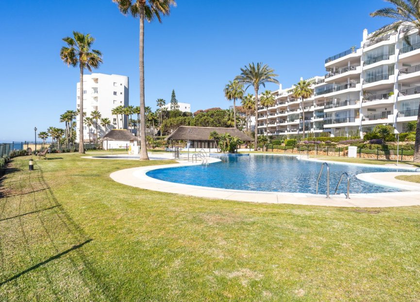 Resale - Apartment - Middle Floor Apartment - Mijas - Calahonda