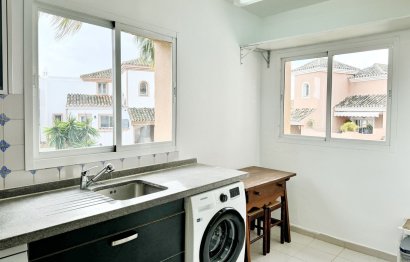 Resale - Apartment - Middle Floor Apartment - Marbella - Guadalmina Alta