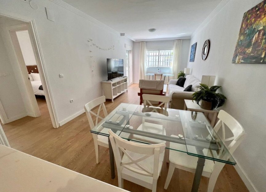 Resale - Apartment - Ground Floor Apartment - Marbella - Nueva Andalucia