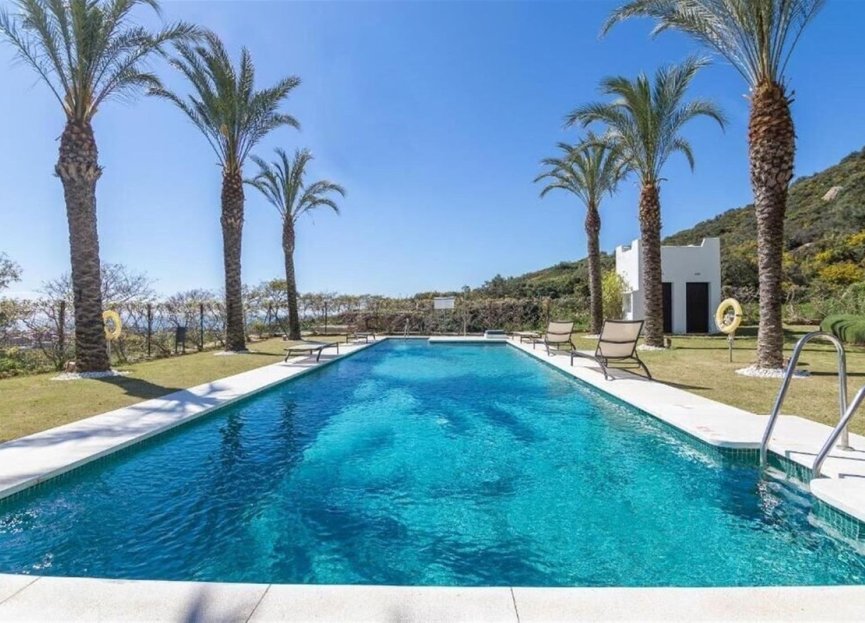 Resale - Apartment - Middle Floor Apartment - Casares - Casares Playa