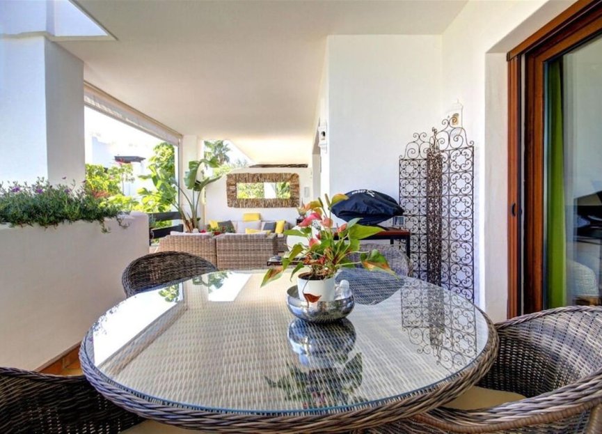 Resale - Apartment - Middle Floor Apartment - Casares - Casares Playa