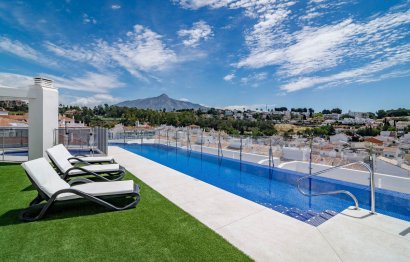 Resale - Apartment - Middle Floor Apartment - Marbella - Nueva Andalucia