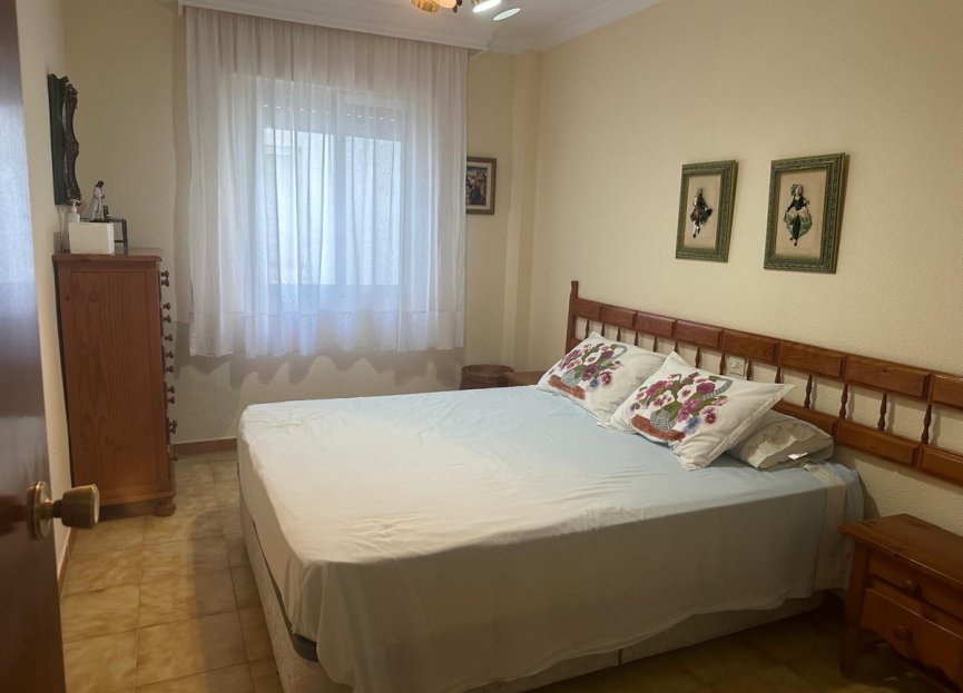 Resale - Apartment - Middle Floor Apartment - Benalmádena - Benalmadena Centro