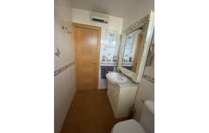 Resale - Apartment - Middle Floor Apartment - Fuengirola - Fuengirola Centro