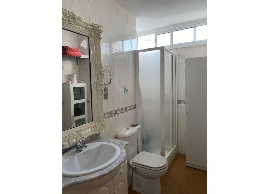 Resale - Apartment - Middle Floor Apartment - Fuengirola - Fuengirola Centro