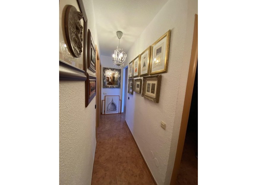 Resale - Apartment - Middle Floor Apartment - Fuengirola - Fuengirola Centro