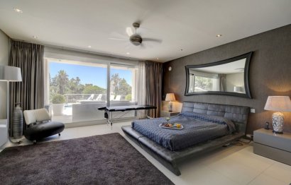 Resale - House - Detached Villa - Marbella - Nueva Andalucia